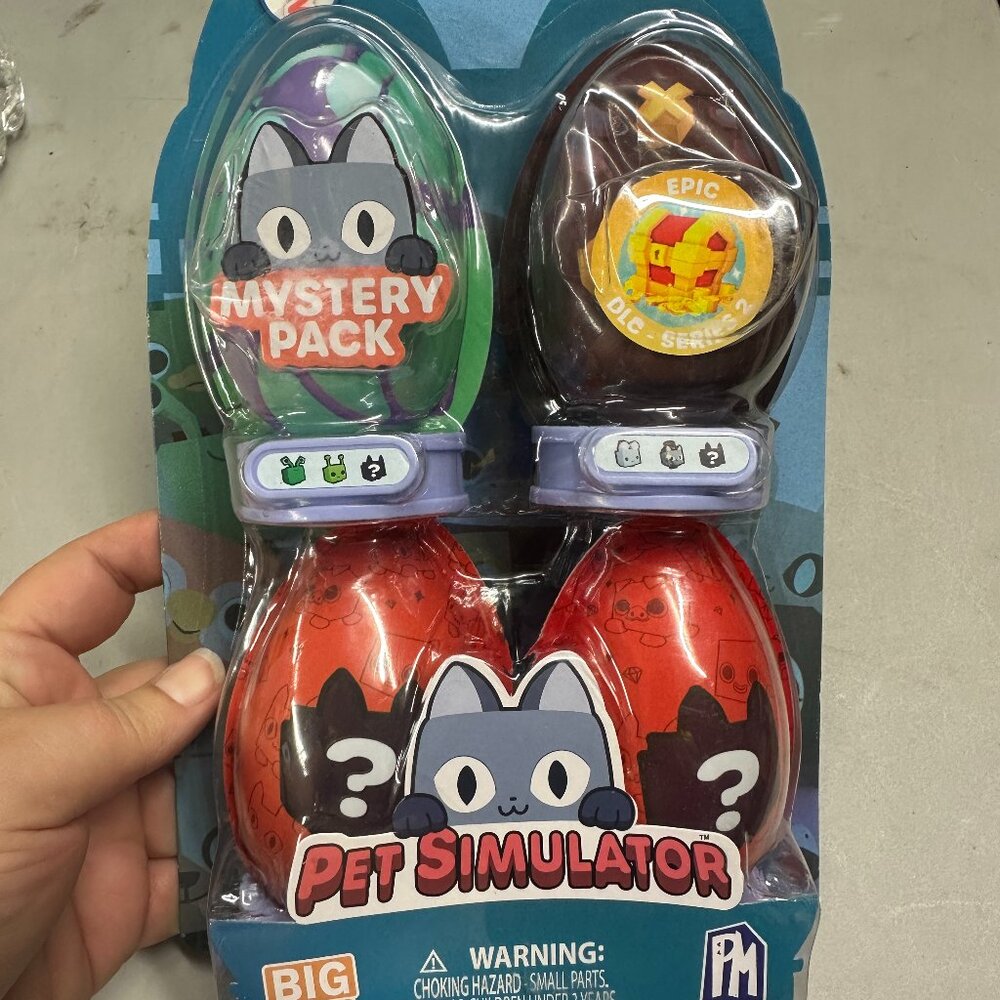 Pet Simulator - Mystery Pet Mini-Figures 4 Pack (Series 2) New in Package